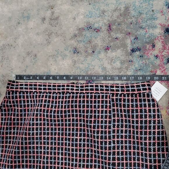 Eloquii Chic Black, Red & Blue Tweed Skirt Size 18 - Picture 13 of 13